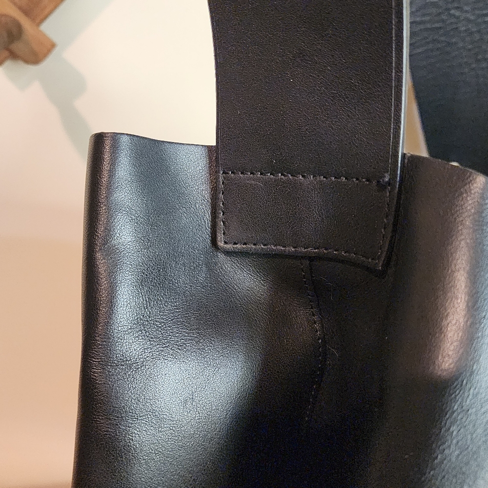 COS Black Leather Tote Bag - Picture 4 of 16